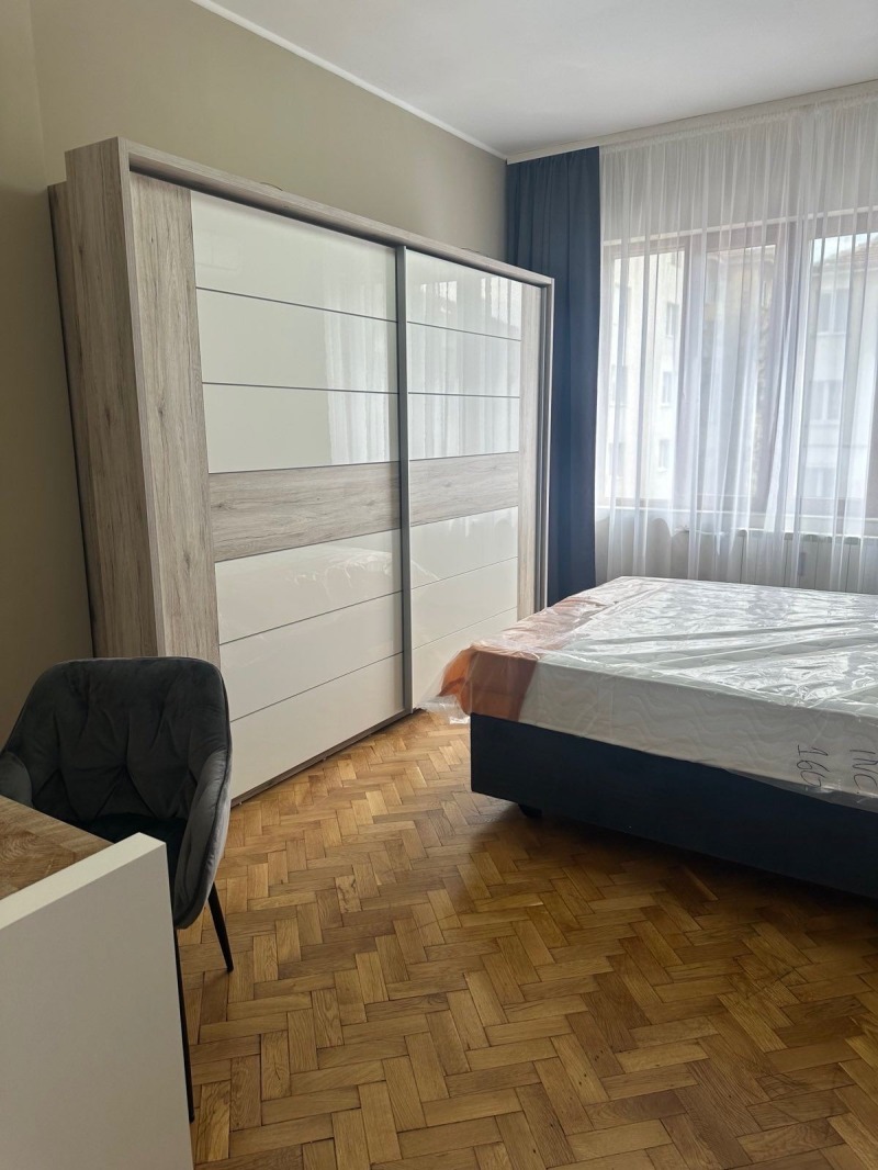 Zu vermieten  2 Schlafzimmer Sofia , Zentar , 90 qm | 23235534 - Bild [9]
