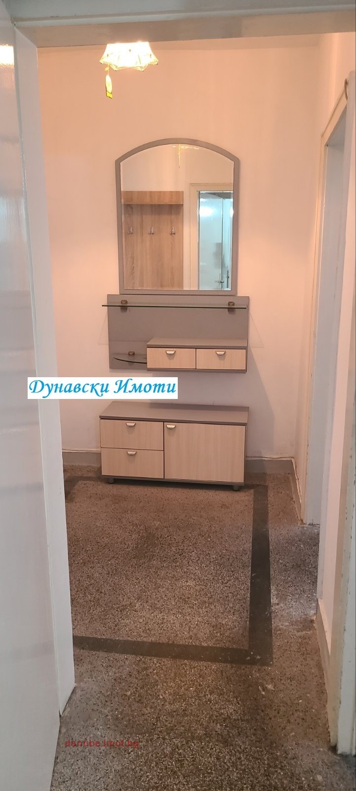 Издаје се  Студио Русе , Вазраждане , 45 м2 | 46875809 - слика [6]