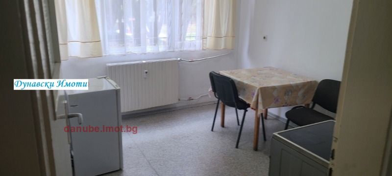 Издаје се  Студио Русе , Вазраждане , 45 м2 | 46875809