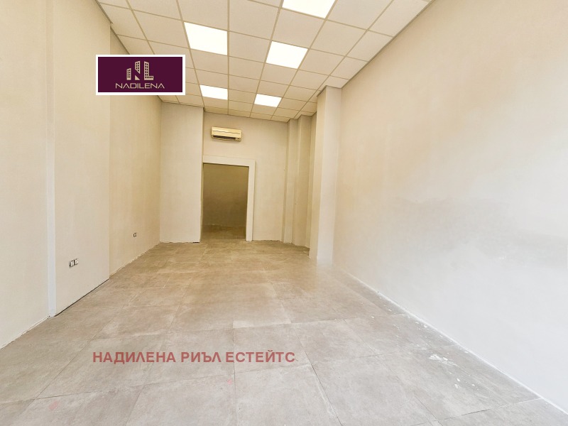 Издаје се  Схоп Софија , Центар , 55 м2 | 50153754 - слика [2]