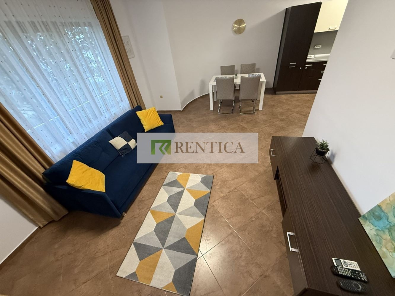 Дава под наем 2-СТАЕН, гр. Варна, Бриз, снимка 2 - Апартаменти - 53600608