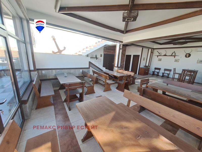 Дава под Наем ЗАВЕДЕНИЕ в град Русе, Промишлена зона - Запад - 160 кв.м / 500 € » 977.92 лв., РЕМАКС РИВЪР ЕСТЕЙТ