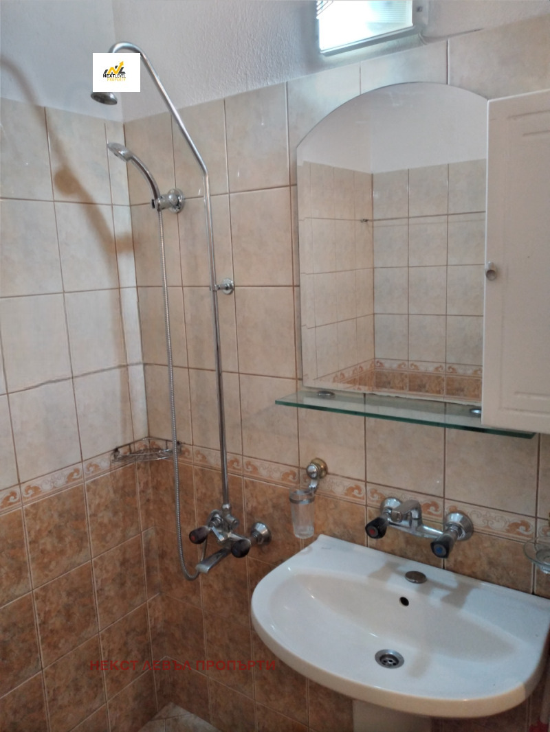 De inchiriat  Studio Sofia , Liulin 1 , 47 mp | 83533265 - imagine [12]