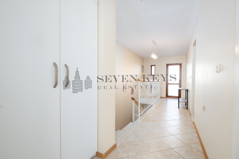 Дава под наем 3-СТАЕН, гр. Варна, Свети Никола, снимка 15 - Апартаменти - 52630808