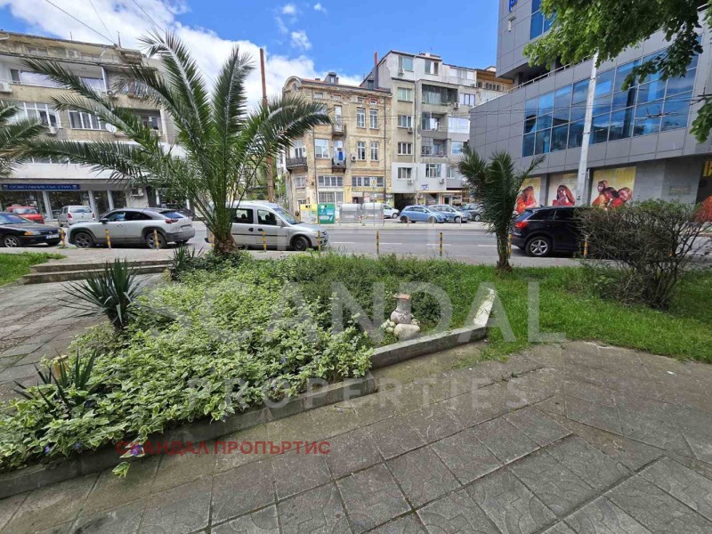 Do wynajęcia  Budynek przemysłowy Warna , ŻP Gara , 390 mkw | 22168220 - obraz [4]