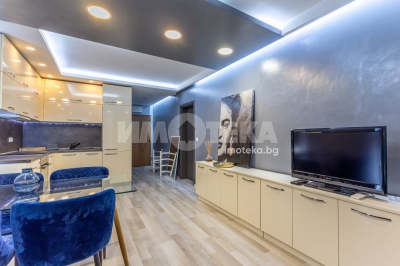 Дава под наем 2-СТАЕН, гр. Варна, Център, снимка 7 - Апартаменти - 53463047