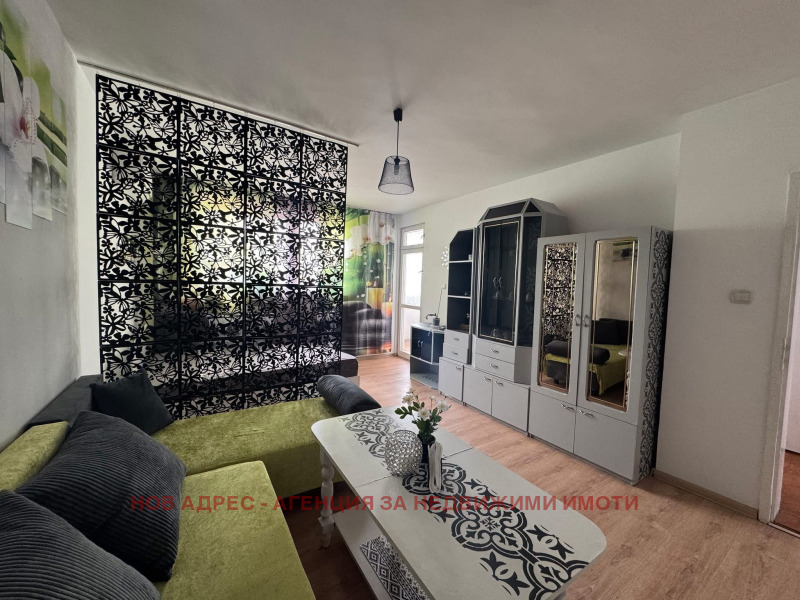 Kiadó  1 hálószoba Targovishte , Centar , 65 négyzetméter | 34250880