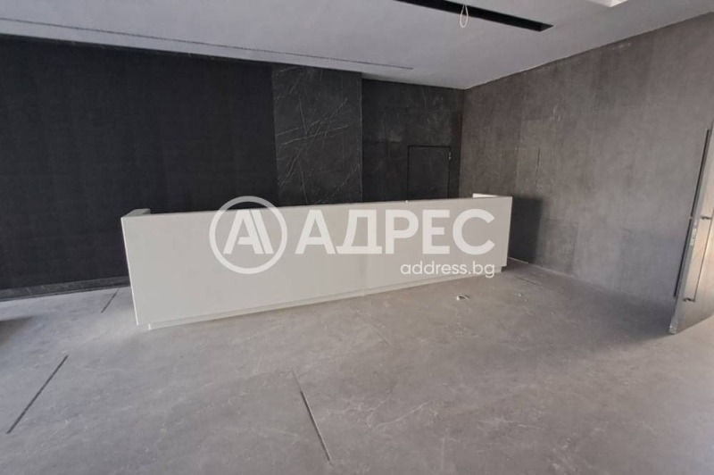Дава под наем  Офис град Пловдив , Съдийски , 1049 кв.м | 56009095 - изображение [4]