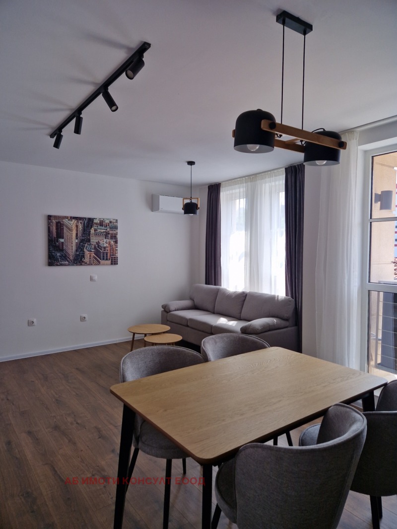 Zu vermieten  2 Schlafzimmer Sofia , Nadeschda 2 , 75 qm | 35220249 - Bild [3]
