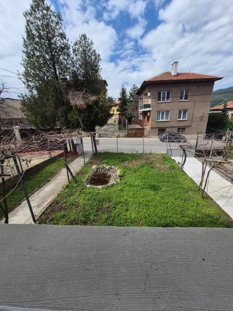 Дава под наем КЪЩА, гр. Дупница, област Кюстендил, снимка 7 - Къщи - 53292705