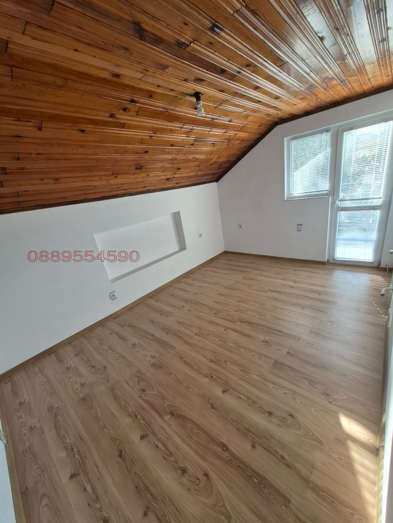 Дава под наем КЪЩА, гр. Дупница, област Кюстендил, снимка 15 - Къщи - 53292705