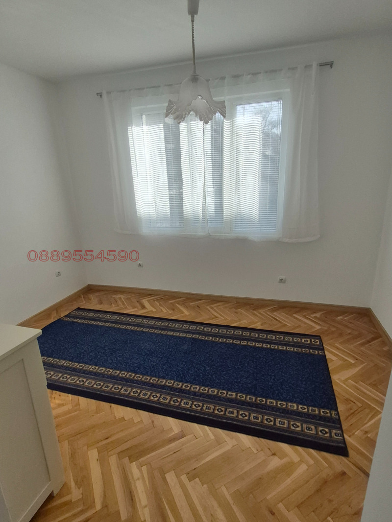 Дава под наем КЪЩА, гр. Дупница, област Кюстендил, снимка 9 - Къщи - 53602613