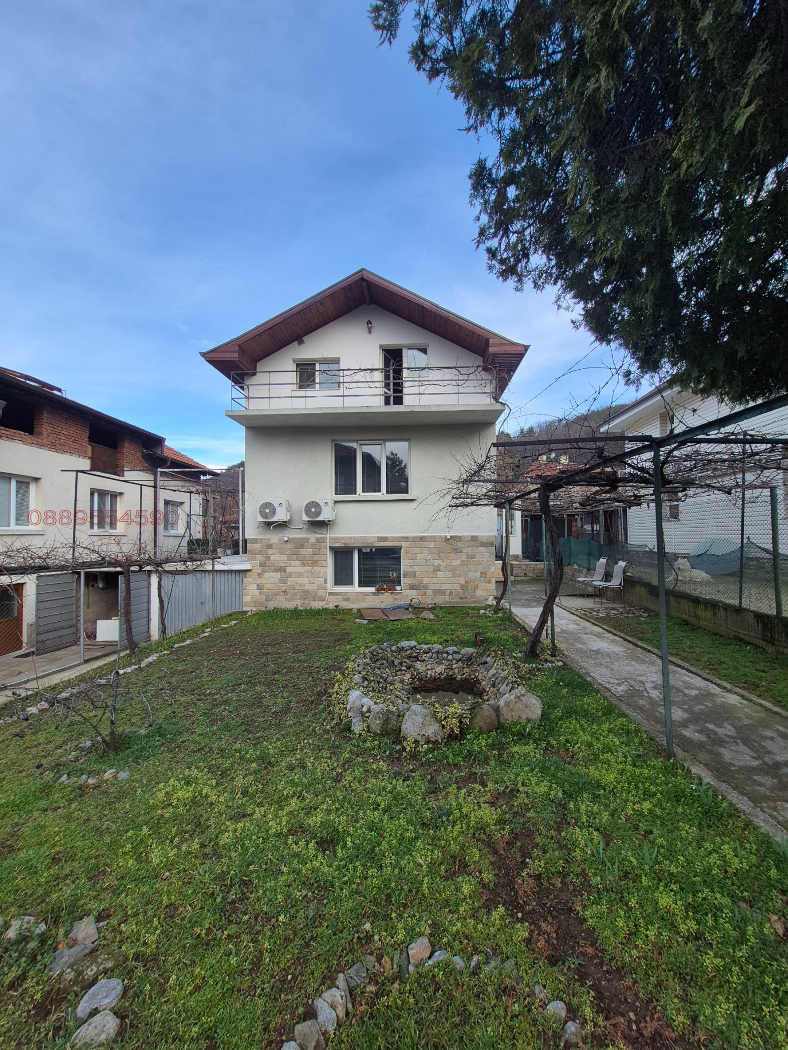 Дава под наем КЪЩА, гр. Дупница, област Кюстендил