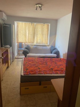 Studio Operata, Varna 8