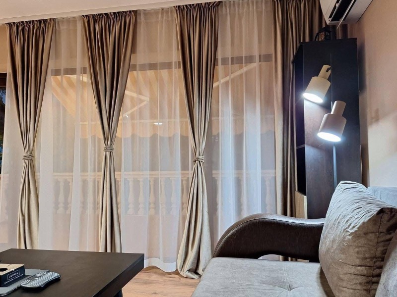 Дава под наем ЕТАЖ ОТ КЪЩА, гр. Божурище, област София област, снимка 2 - Етаж от къща - 52468222