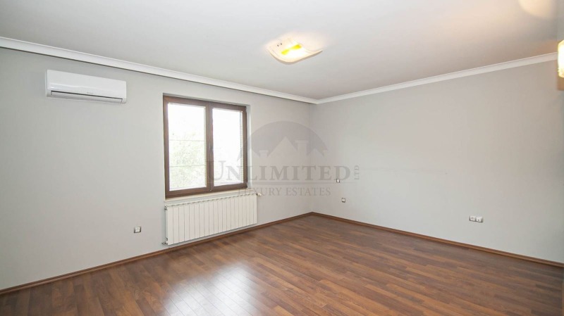De inchiriat  Casa Sofia , Simeonovo , 364 mp | 58383258 - imagine [14]