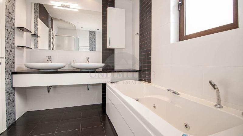 De inchiriat  Casa Sofia , Simeonovo , 364 mp | 58383258 - imagine [15]