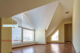 ОФИС, 107 m2