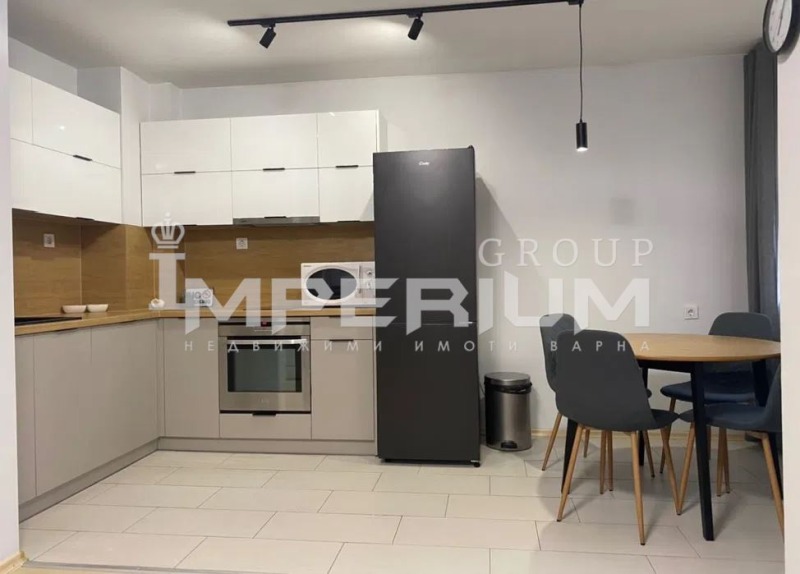 Zu vermieten  1 Schlafzimmer Warna , Ljatno kino Trakija , 75 qm | 91715400 - Bild [5]