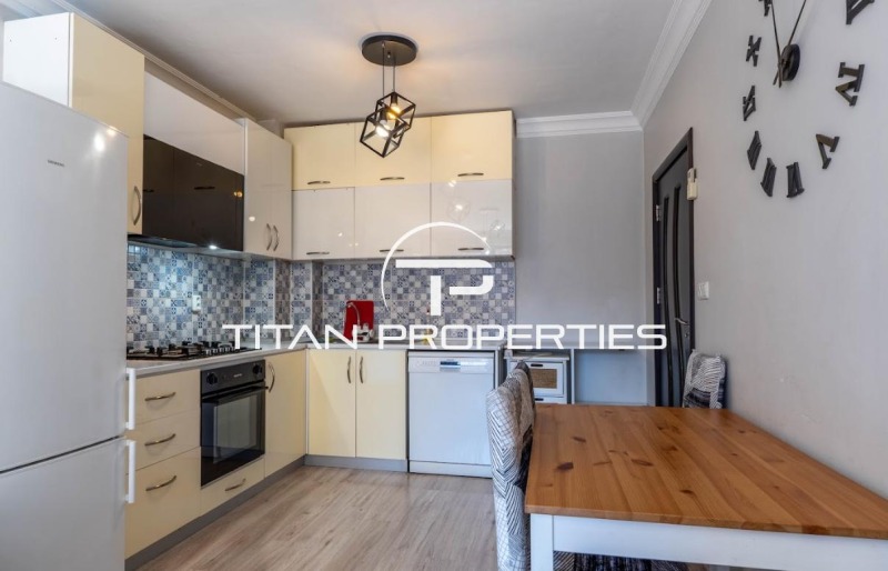 Te huur  2 slaapkamers Plovdiv , Kjutsjuk Parizj , 80 m² | 54132902 - afbeelding [2]