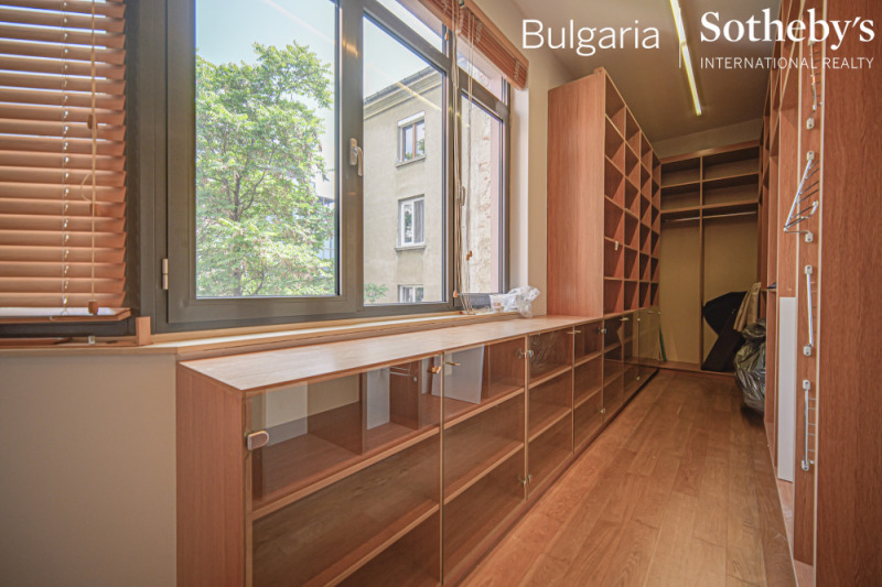 För uthyrning  3 sovrum Sofia , Centar , 200 kvm | 51796402 - bild [9]