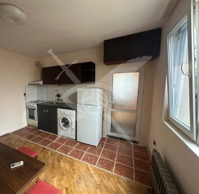 1 chambre Trochevo, Varna