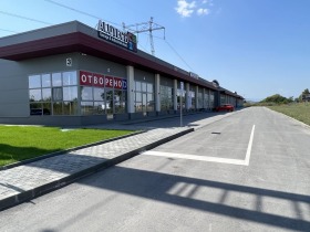 МАГАЗИН, 70 m2