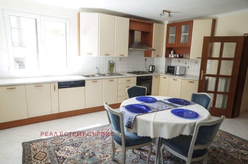 Kiralık  3 yatak odası Sofia , Iztok , 170 metrekare | 60605619 - görüntü [6]