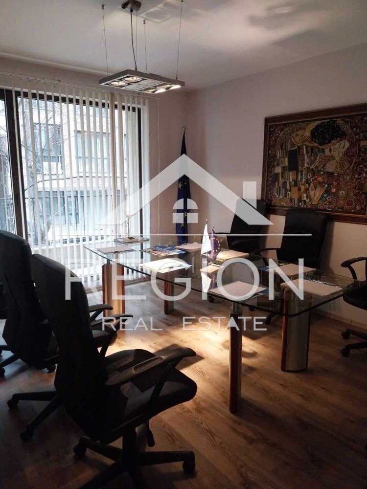 Te huur  Kantoor Varna , Tsentar , 120 m² | 88461092