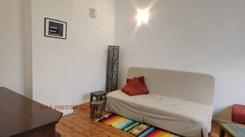 Дава под наем 2-СТАЕН, гр. София, Център, снимка 2 - Апартаменти - 52358150