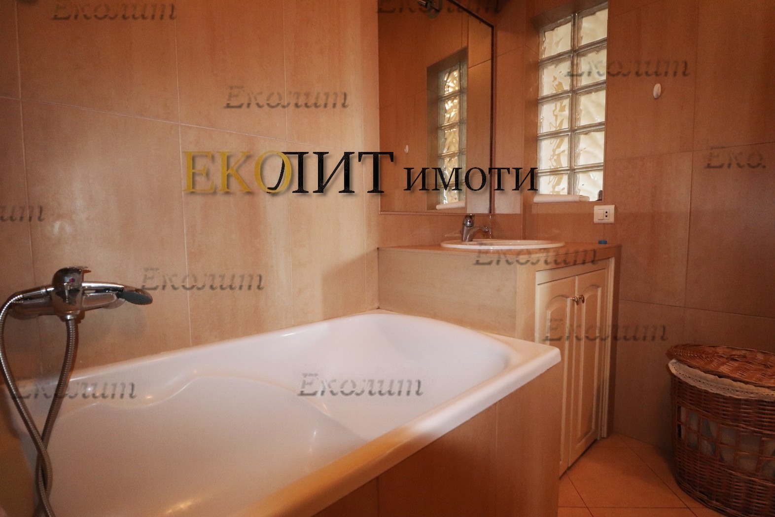 ���� ��� ���� 3-����� | Imot.bg � ����������� 4