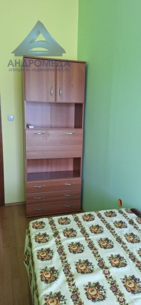 1 chambre Idealen tsentar, Pleven 12