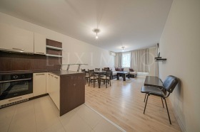 2 sovrum Darvenica, Sofia