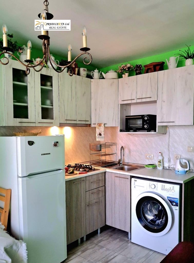 Дава под наем 1-СТАЕН, гр. София, Център