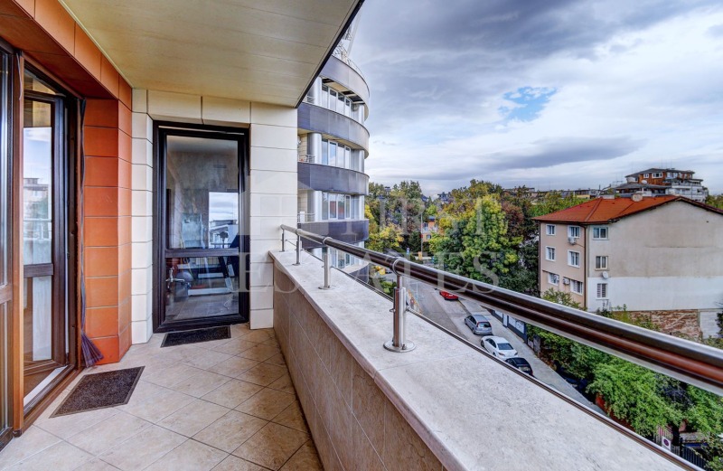 K pronájmu  3 ložnice Sofia , Iztok , 188 m2 | 29555417 - obraz [11]