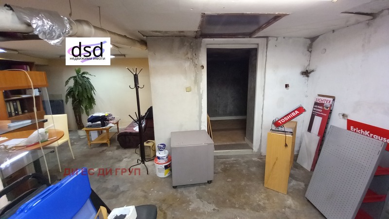 För uthyrning  affär Sofia , Centar , 90 kvm | 33798570 - bild [11]