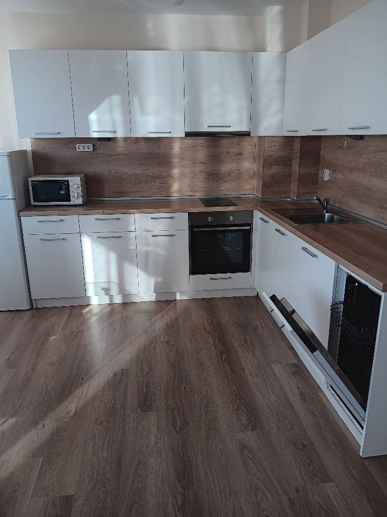 En renta  1 dormitorio Sofia , Manastirski livadi , 70 metros cuadrados | 68541463