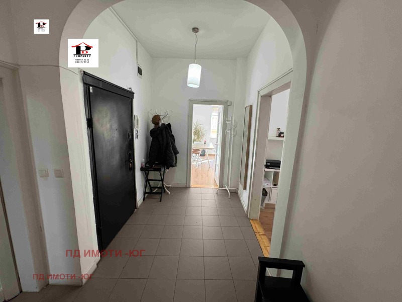 Zu vermieten  3+ Schlafzimmer Sofia , Zentar , 160 qm | 11431441 - Bild [8]
