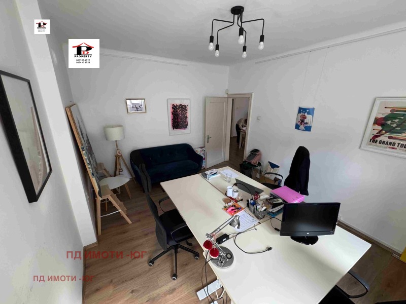 Zu vermieten  3+ Schlafzimmer Sofia , Zentar , 160 qm | 11431441 - Bild [10]