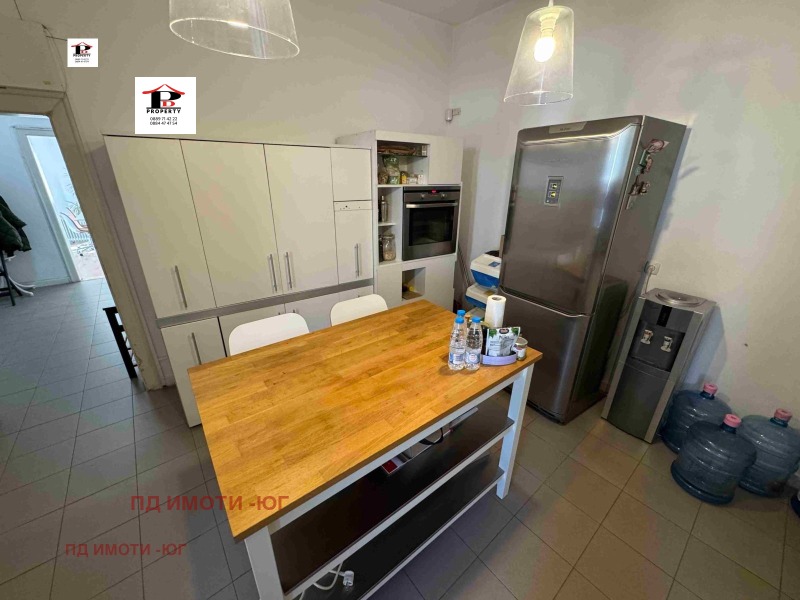 Zu vermieten  3+ Schlafzimmer Sofia , Zentar , 160 qm | 11431441 - Bild [3]