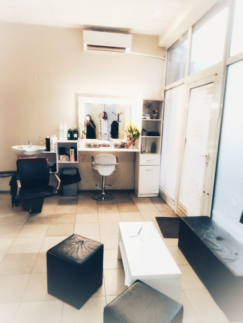 Дава под наем БИЗНЕС ИМОТ, гр. Велико Търново, Център