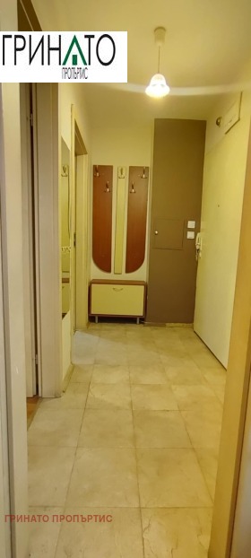 1 quarto Geo Milev, Sofia 11