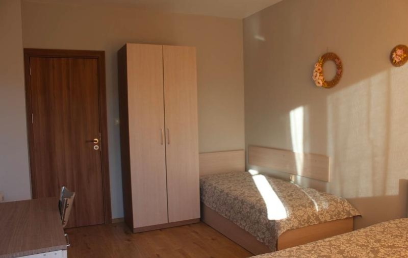 Zu vermieten  1 Schlafzimmer Burgas , Meden rudnik - zona W , 60 qm | 65009504 - Bild [4]