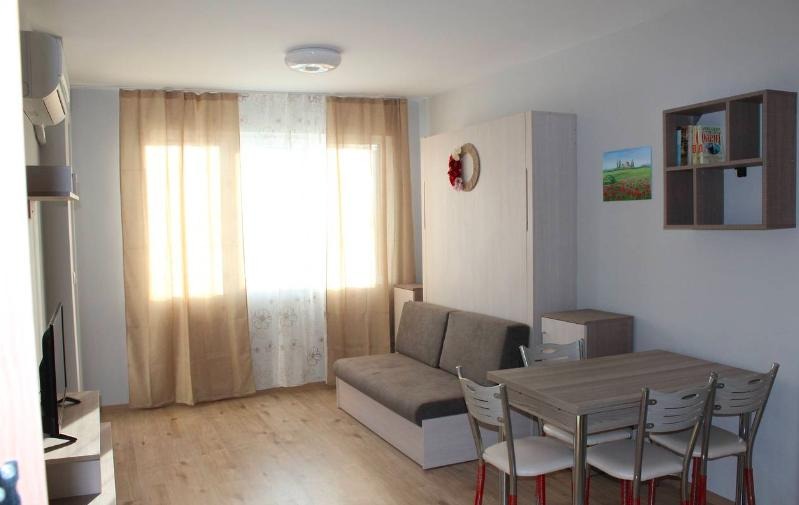 Zu vermieten  1 Schlafzimmer Burgas , Meden rudnik - zona W , 60 qm | 65009504 - Bild [2]