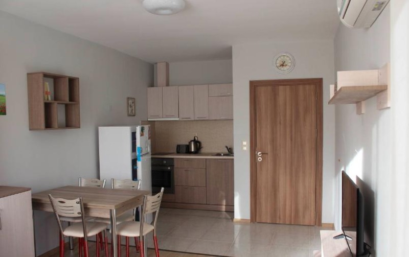 Zu vermieten  1 Schlafzimmer Burgas , Meden rudnik - zona W , 60 qm | 65009504