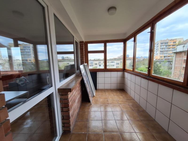 Дава под наем 3-СТАЕН, гр. София, Гео Милев, снимка 12 - Апартаменти - 53647971