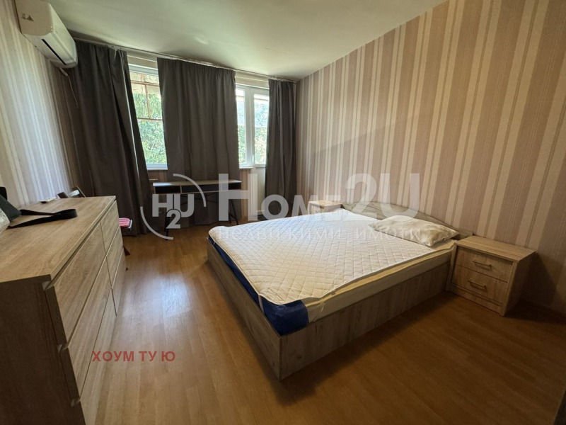 Дава под нем  2-стаен, град София, Западен парк •  750 лв. • ID 76624112 — holmes.bg - [1] 