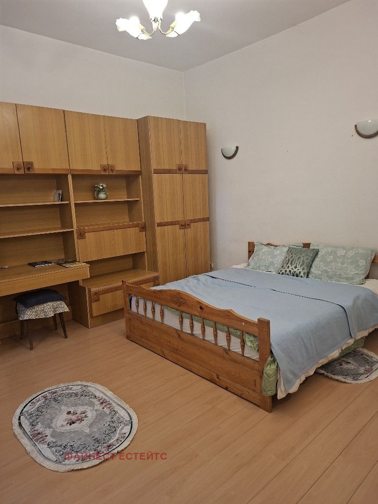 Дава под наем 3-СТАЕН, гр. София, Център, снимка 12 - Апартаменти - 54558597
