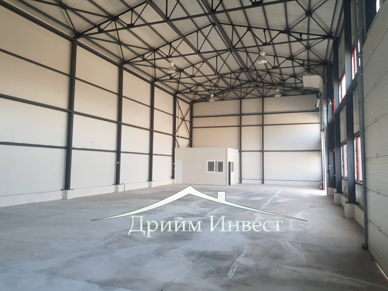 K pronájmu  Úložný prostor Plovdiv , Industrialna zona - Jug , 1038 m2 | 48551975 - obraz [4]