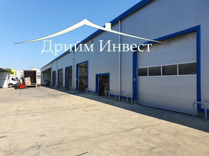 De inchiriat  Cladire industriala Plovdiv , Industrialna zona - Sever , 864 mp | 13496894